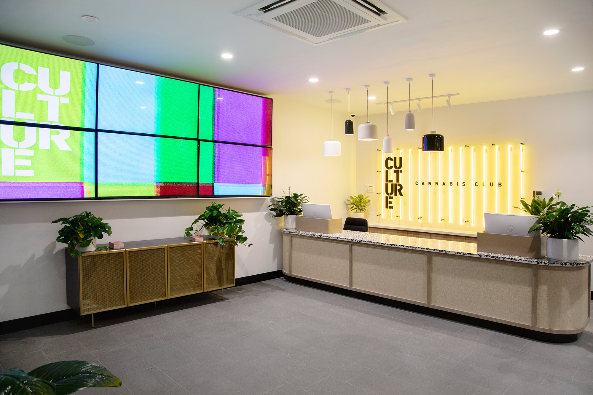 Limonite-reception